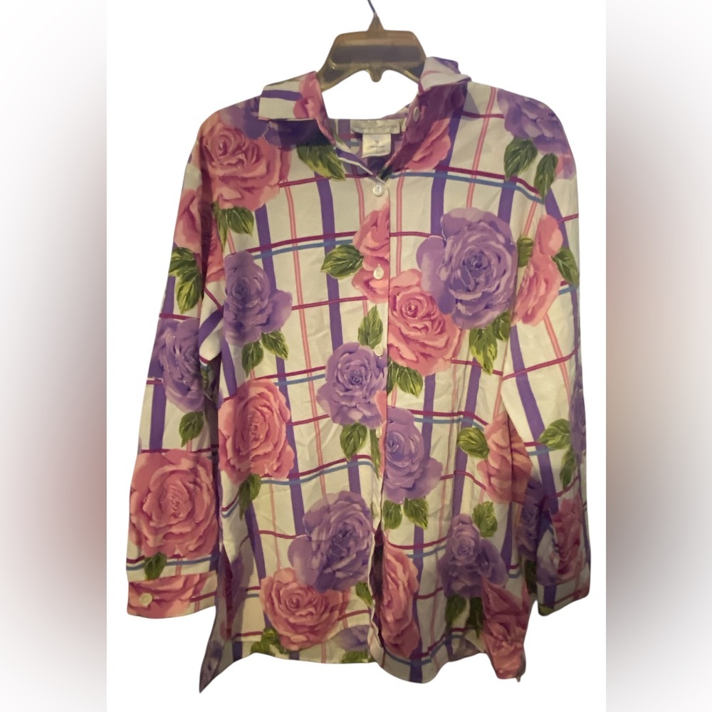 Susan Graver Size M Like New Flower Blouse